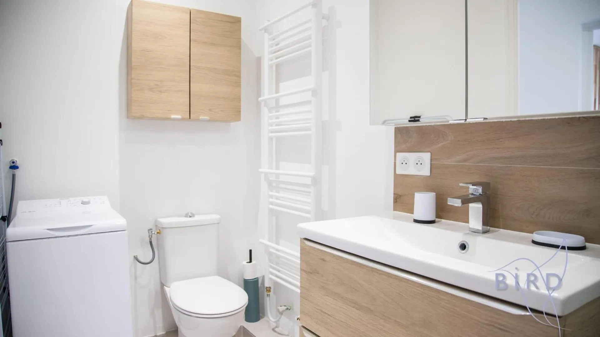 Nice Flat With Hot Pool 胡安莱潘 公寓