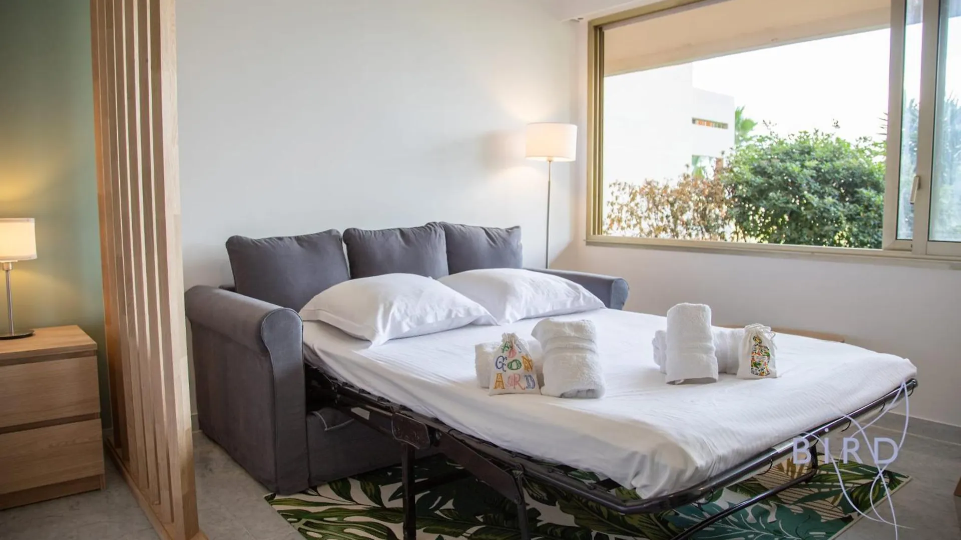 Nice Flat With Hot Pool Juan-les-Pins France