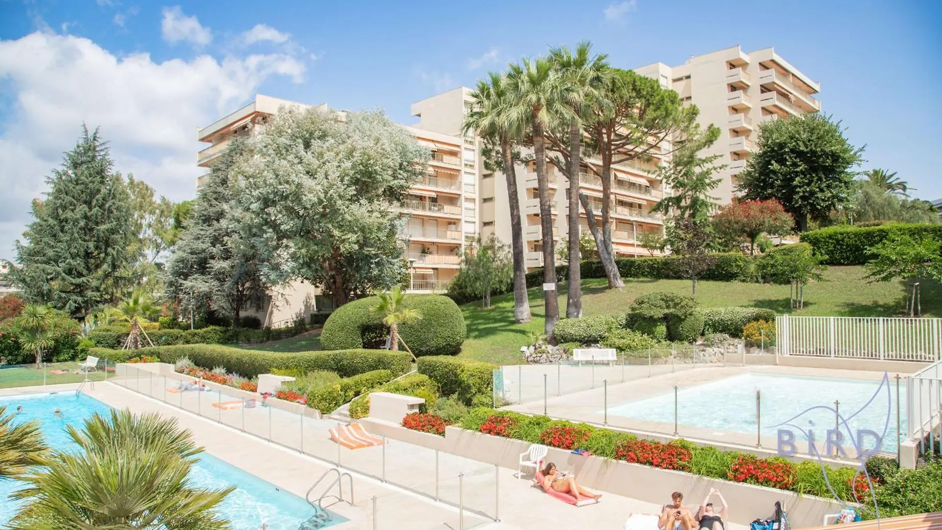 Nice Flat With Hot Pool Juan-les-Pins 0*,