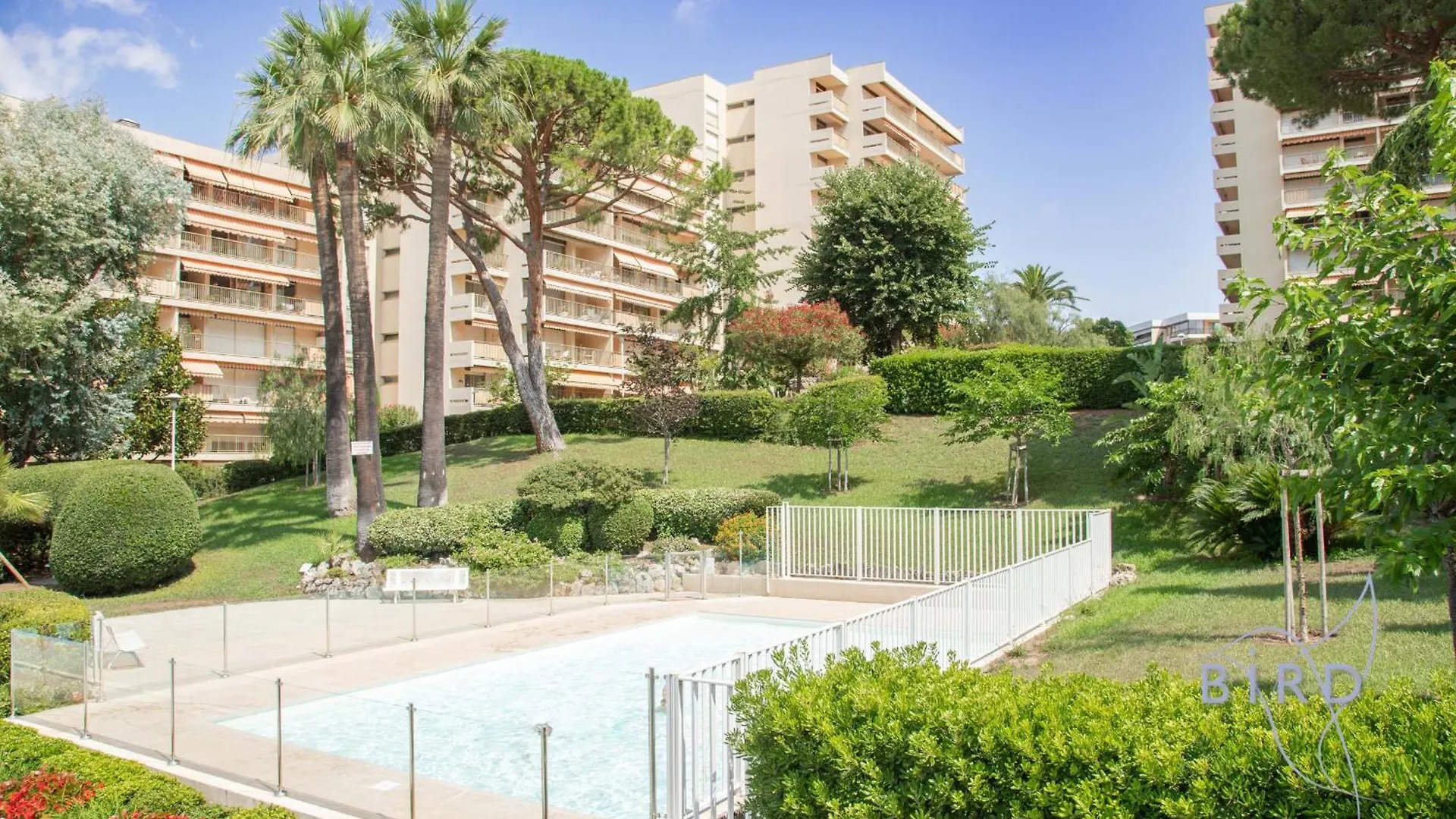 Apartment Nice Flat With Hot Pool Juan-les-Pins
